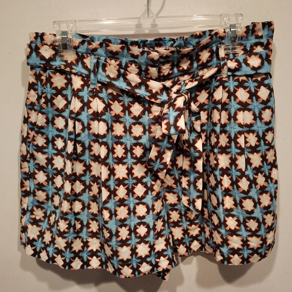 LOFT Geometric Print Paper Bag Tie Waist NWT Shorts M Summer Vacation Linen Mix
